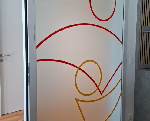 Sichtschutz mit Signet Sichtschutz mit Signet